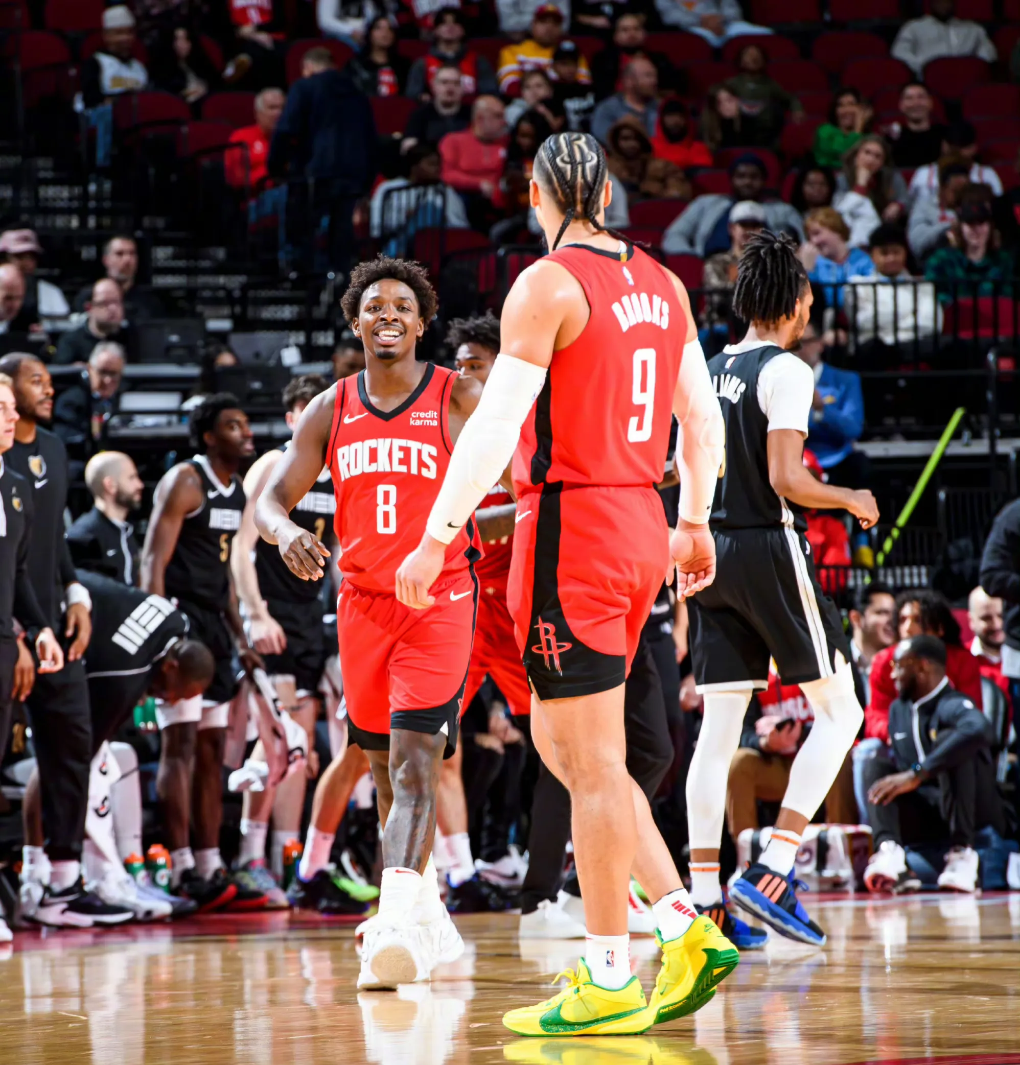 九游体育网页包含德甲赛后走向成谜，休斯敦火箭刷新队史纪录，话题不断，控场能力受关注的词条