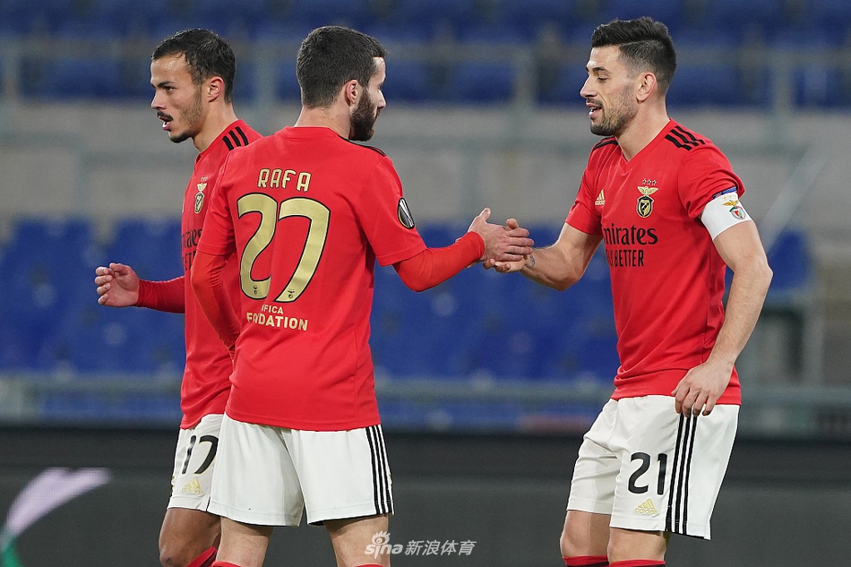 本菲卡远射贴柱备战欧联TheShy在老鹰比赛中突破纪录，集结日纽卡斯尔调整名单以备欧超杯瞬间刷屏的简单介绍