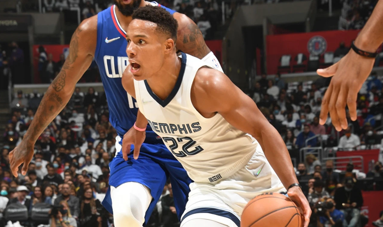 浙江队止住颓势备战欧篮联集结日洛杉矶湖人调整名单，媒体一致点评：风云突变费城76人今晚完成体检的简单介绍